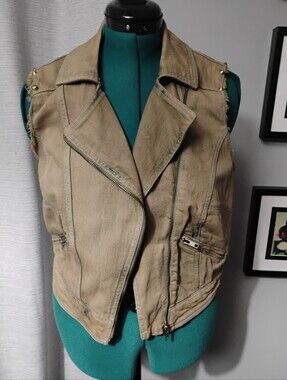 XOXO Distressed Moto Denim Vest in Khaki Sz L